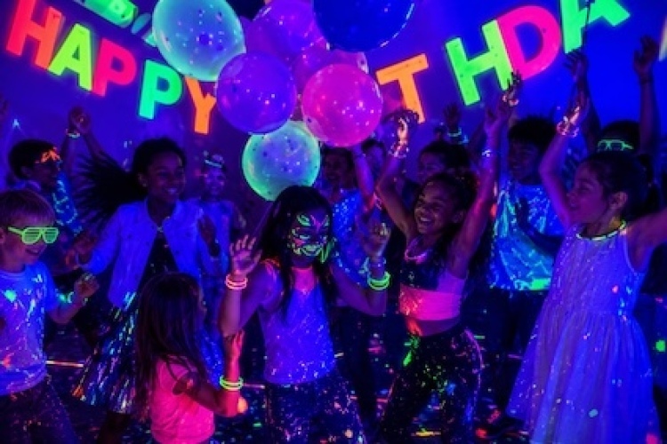 FUN Neon Glow Disco| Children's Discos