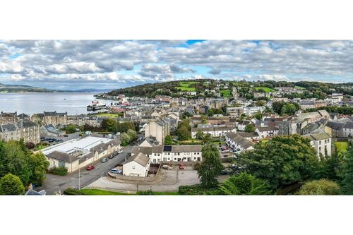 Upper Flat, Clan Villa, Bridge Street, Rothesay, Isle of Bute, PA20 0HQ