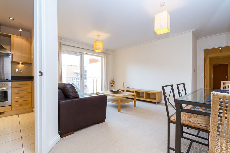 CENTURY WHARF CARDIFF BAY FURNISHED TWO BEDROOM APARTMENT