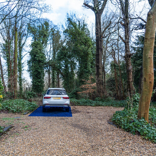 Little Tolpitts Lane, Watford WD18 9QG