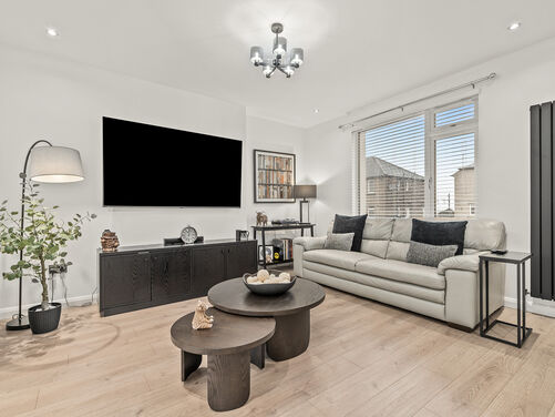 Hawley Road, Falkirk, FK1 1SW