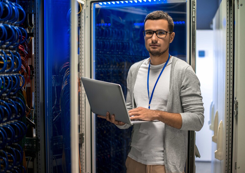 From Helpdesk to Advanced Support: How to Progress Through 1st, 2nd, and 3rd Line IT Support Jobs