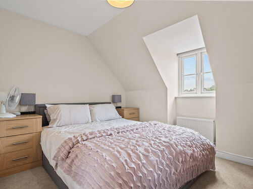 Cleuch Place, Maddiston, FK2 0HF