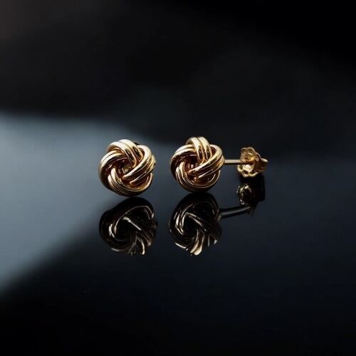 Knot stud earrings