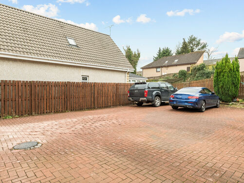 Flat 3, Kenmore House, Quarry Brae, Brightons, FK2 0SX