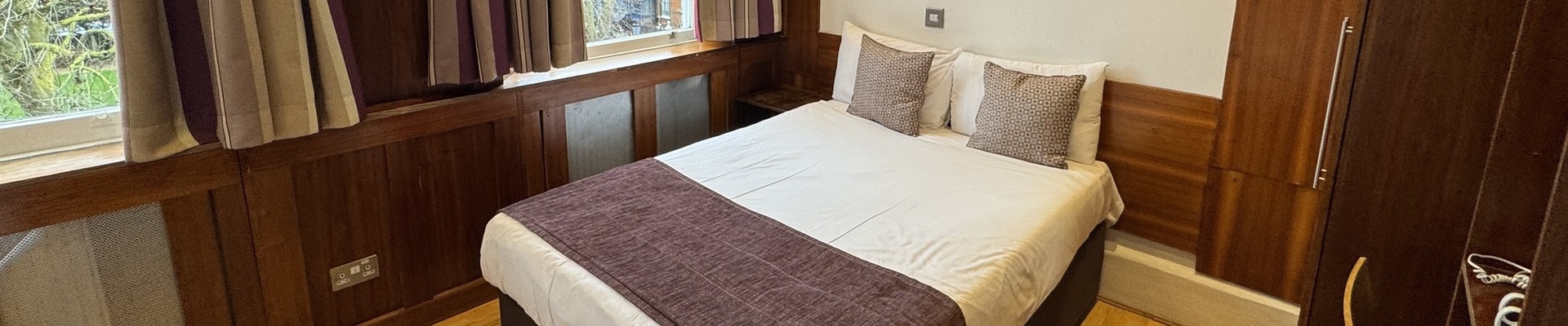 Contact us | Garden View Hotel