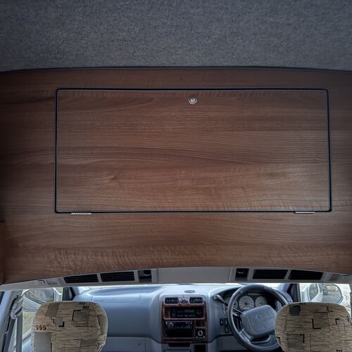 1997 Toyota Granvia Wellhouse Camper Van