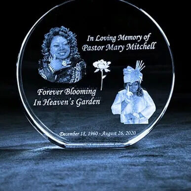 The 2D Harris 10x10x4cm Pure Crystal Circle