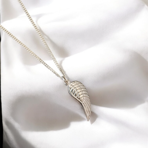 Angel wing pendant