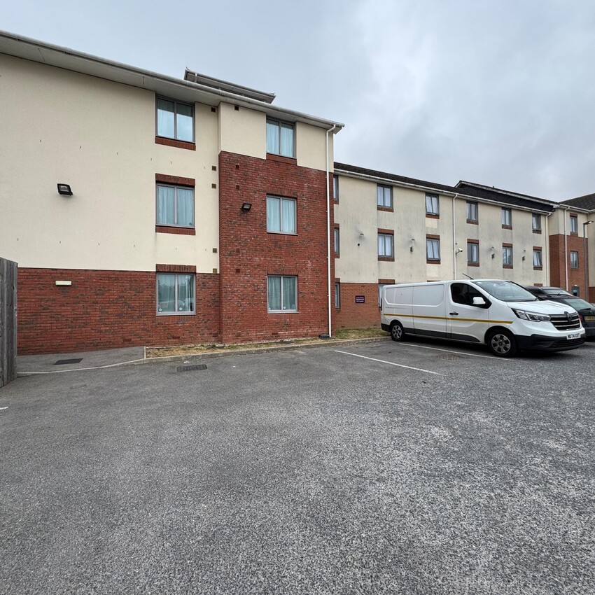 PREMIER INN HERNE BAY, CT6 6LA | Uk Carpentry Contracts Ltd | Kitchen fitters in London | Joiners in London | Carpenters in Worcestershire