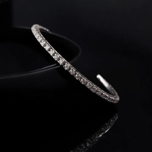 Gallery | Aura Jewellers | Jewellery repairs and alterations, Brownhills | Jewellery specialists, West Midlands Jewellers | Bespoke jewellery, Hand engraving, Valuations