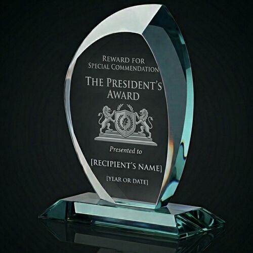 Barra Leaf Crystal Award – 190 mm (2D Engraving)