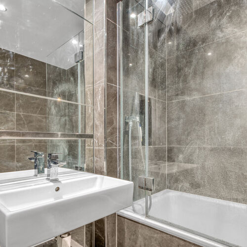 Cascade Court, 1 Sopwith Way, London, SW11