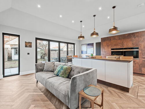 George Street, Falkirk, FK2 7EY