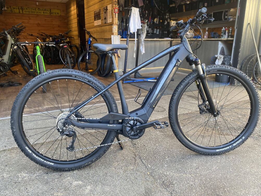 x Hire Scott sub cross e ride 30