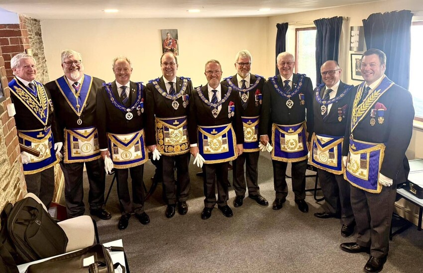 Cotehele Lodge L2166, April 2025 Installation