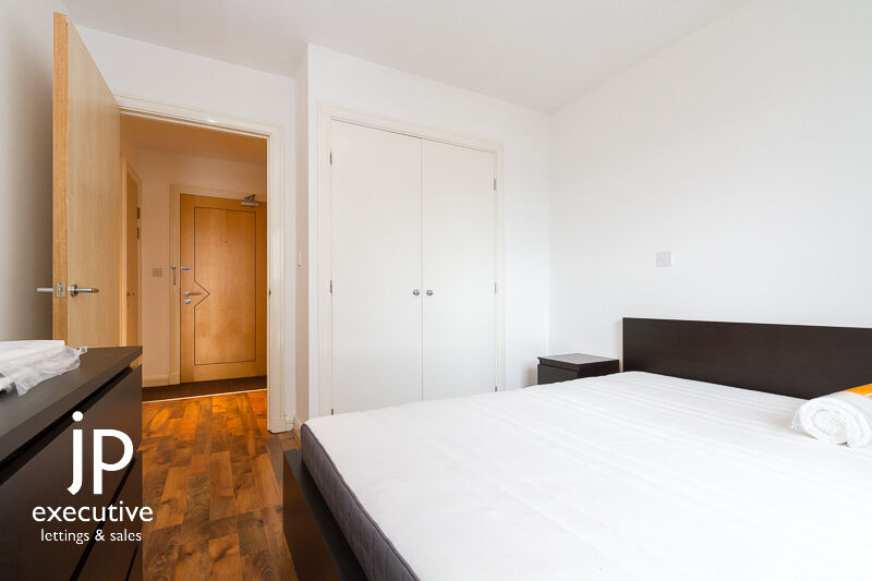 LANDMARK PLACE CARDIFF CITY CENTRE FULLY FURNISHED ONE BEDROOM APARTMENT