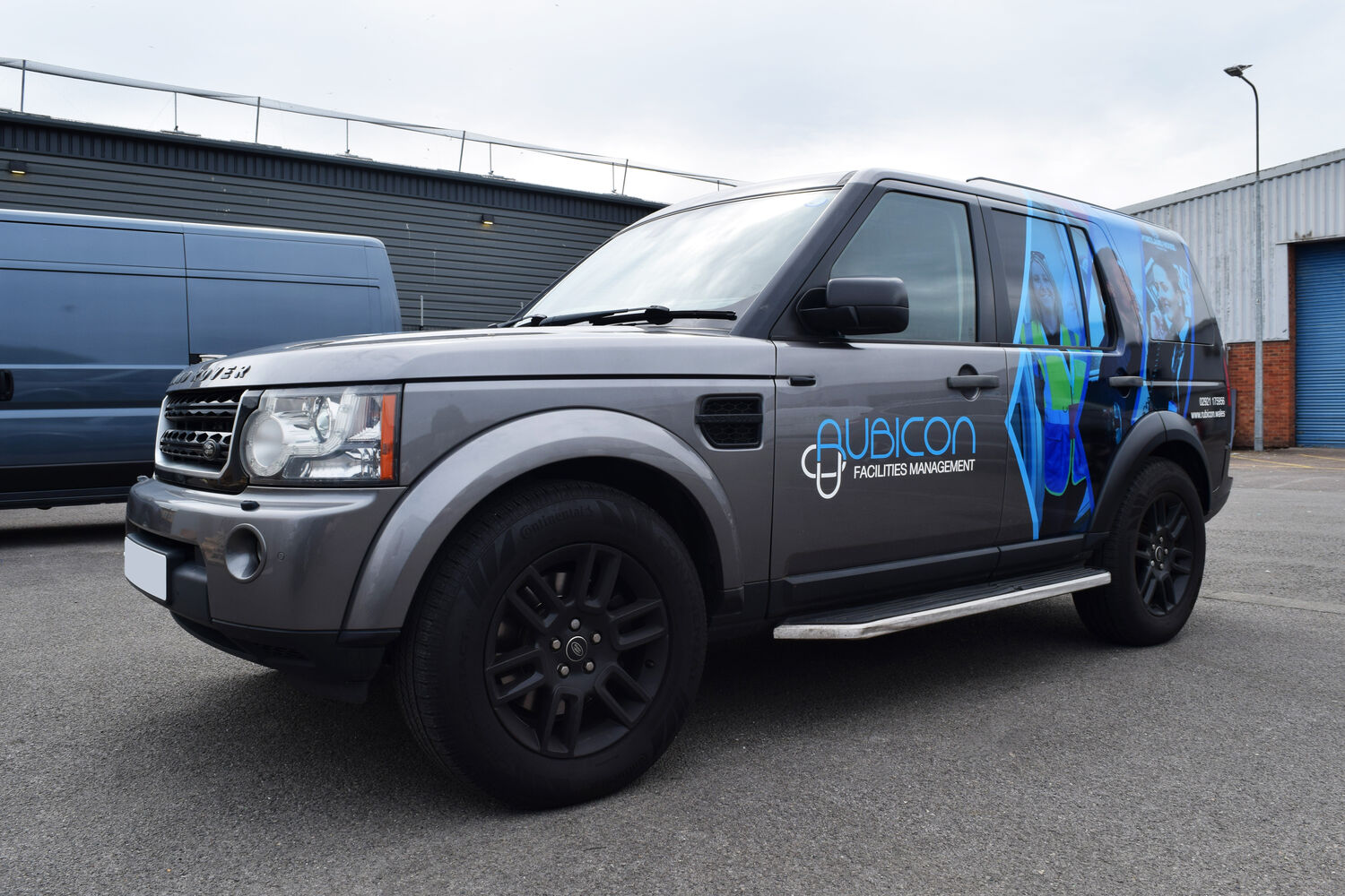 Rubicon Wales - 2x Land Rover Discovery