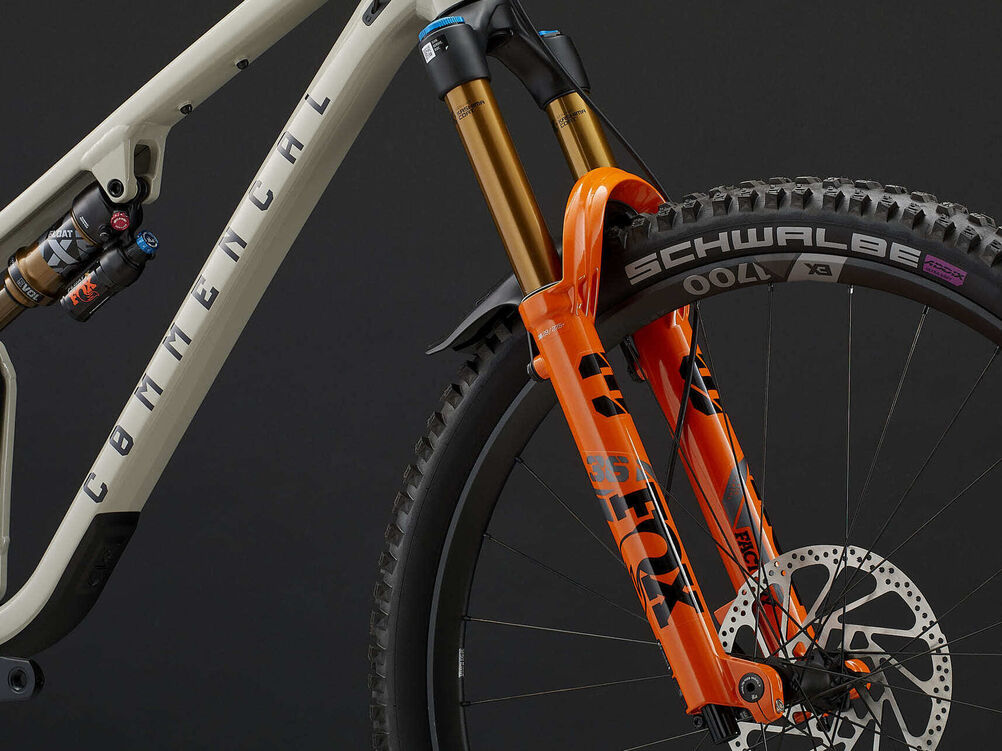 COMMENCAL META V5 T-TYPE CHALK
