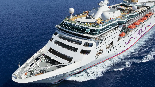 சென்னையிலிருந்து 800 பேருடன் சொகுசு கப்பல் காங்கேசன் வந்தது