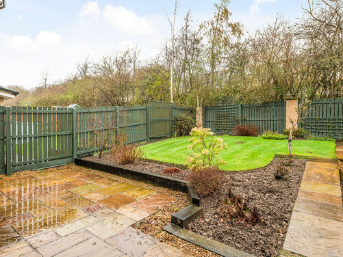 Denbecan, Alloa, FK10 1QZ