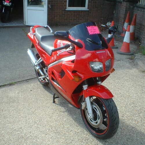HONDA VFR750