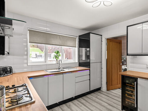 James Smith Avenue, Maddiston, FK2 0FP