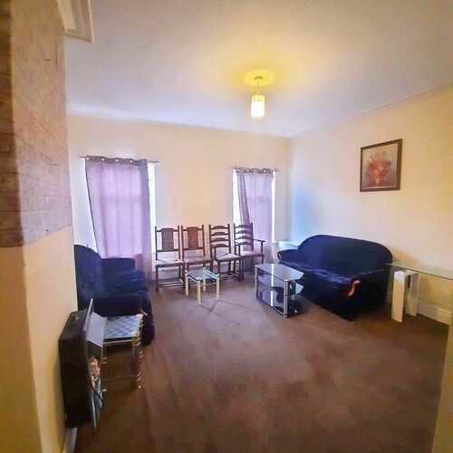 2-Bed Apartment To Let