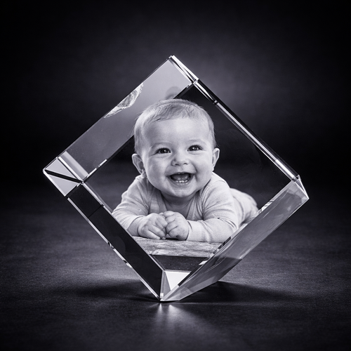 Iona 3D Crystal Cube – 60×60×60mm