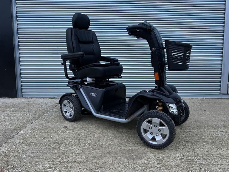 Pride Colt Executive