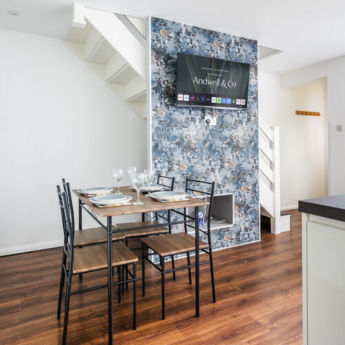 102 Halleys Ridge, Hertford