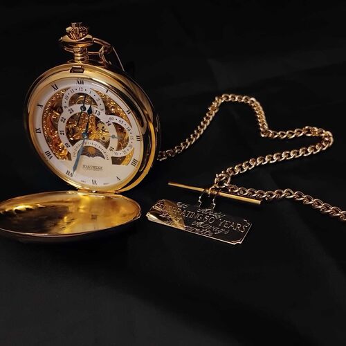 Gallery | Aura Jewellers | Jewellery repairs and alterations, Brownhills | Jewellery specialists, West Midlands Jewellers | Bespoke jewellery, Hand engraving, Valuations