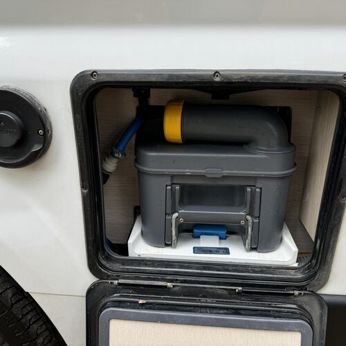 2020 Roller Team Toleno R 4 Berth Camper Van Fiat Ducato 2.3 MJet - 1 Owner