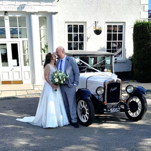 Gallery | Wedding Cars Harpenden, St Albans, Watford, Hemel Hempstead | Heritage Classic Cars