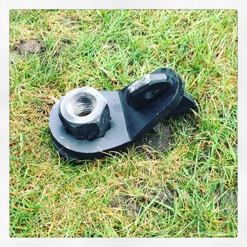 Temporary anchors with easy installation and 100% removal 