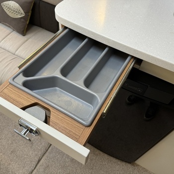 2014 Swift Elegance 580 Caravan 4 Berth - ALDE - Motor Mover - Solar