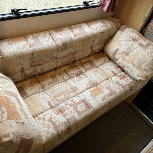 Elddis Avantgarde 100 Motorhome 5 Berth - 2002 Peugeot Boxer 2.0HDi