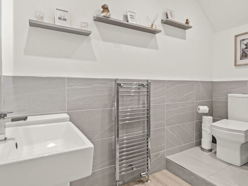 Hawley Road, Falkirk, FK1 1SW