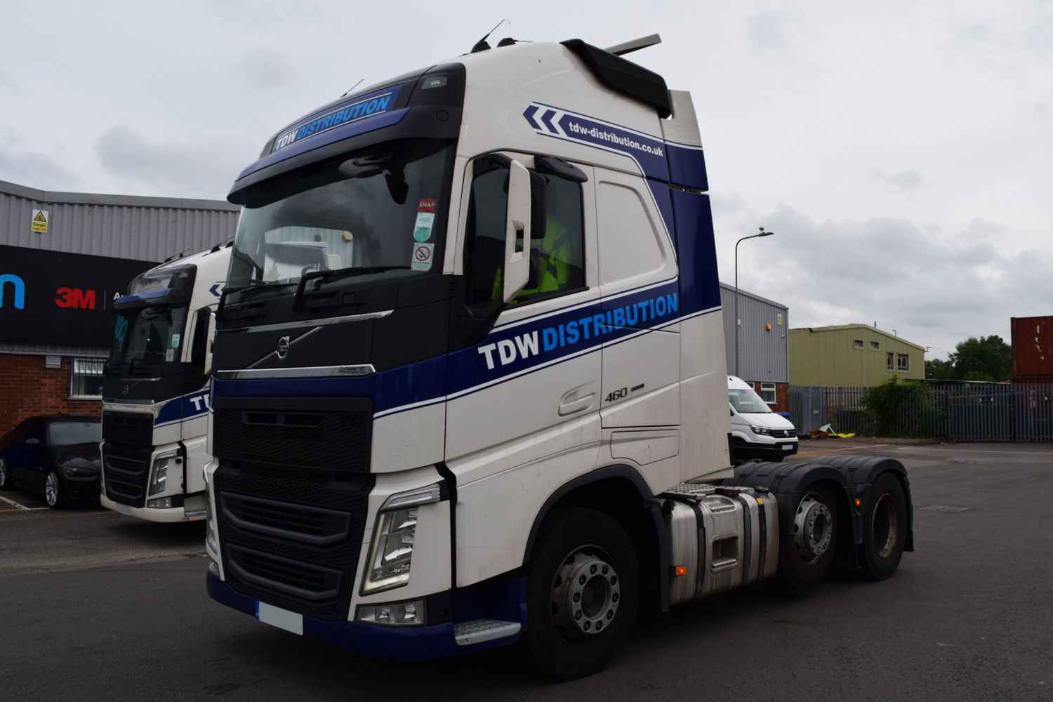 TDW Distribution - 56x Volvo FH4