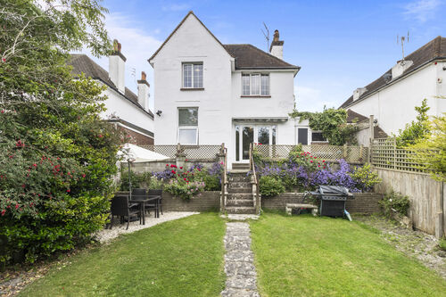 Kings Avenue, Eastbourne