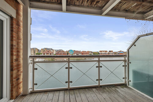 Golden Gate Way, Eastbourne