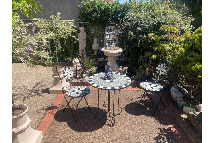 Muscle Stone & Brick Solutions | Stonework masonry builder -Reponiting-repair Cardiff | Brickwork builder -repointing -repair-Cardiff | Garden walls-extensions-patios-garages-porches-garden kitchen ovens-home structural repairs-BBQ.cardiff