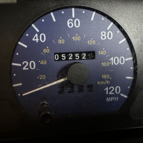 Elddis Avantgarde 100 Motorhome 5 Berth - 2002 Peugeot Boxer 2.0HDi