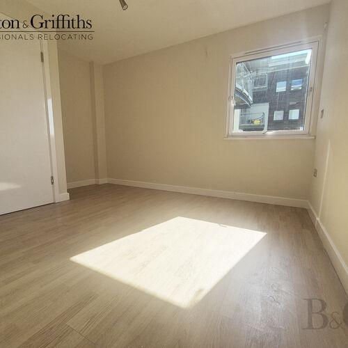 Renting in Cardiff - 2 Bedroom Apartment, Cardiff Bay- Unfurnished