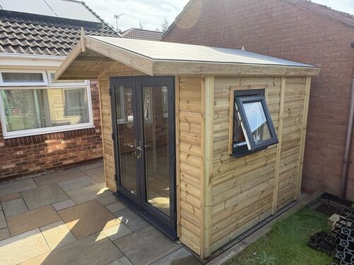 8x7 Apex Home Office / Bar / Work Shop