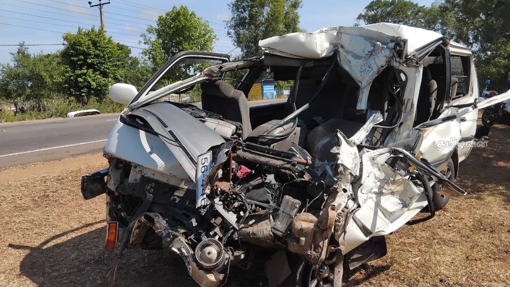 வெளிநாட்டிலிருந்து யாழ். திரும்பியவர் விபத்தில் பலி