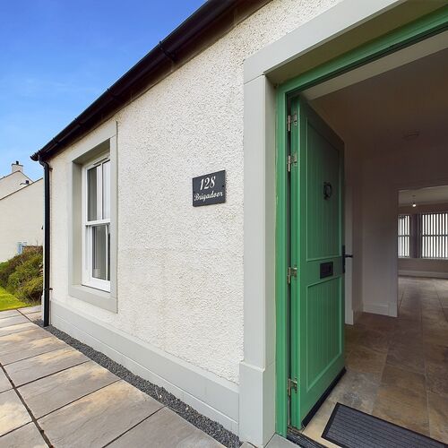 Ardrossan Road, Seamill 