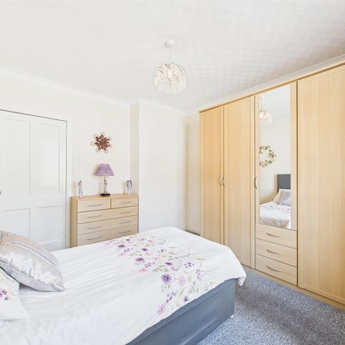 West Main Street, Darvel