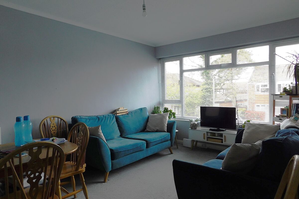 Elizabeth Gardens, Lower Sunbury