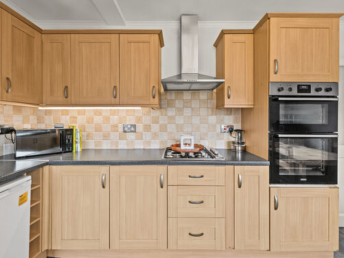 Westview Crescent, Tullibody, FK10 2TN